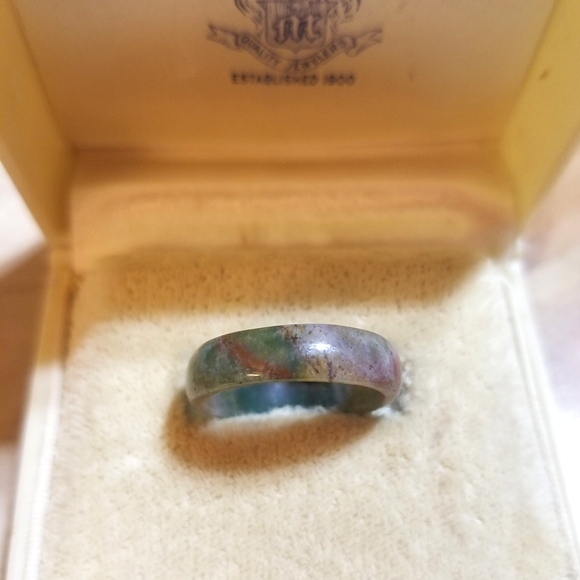 Vintage Multi Colored Jadeite Hand Carved Ring Band - Picture 2 of 5